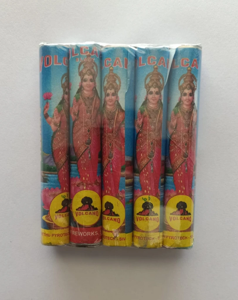 3 1/2 LAKSHMI CRACKERS